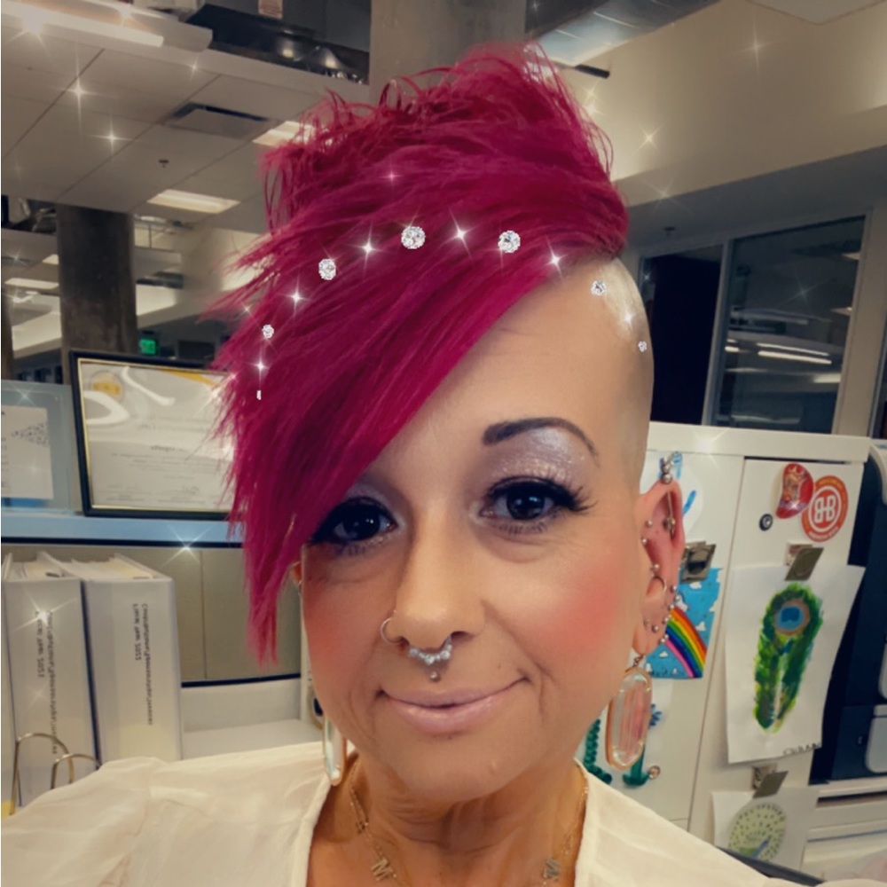 Meet your Posher, Pam